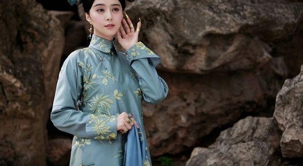 �������ݹ���6�������ӡ�������������ޣ�ͼ6�����Ǳ�ɫ����