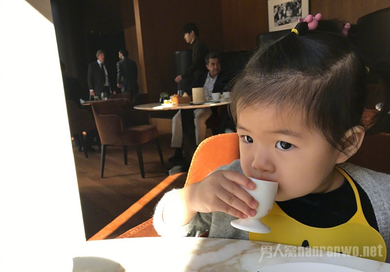 ������Ů�������ѼҺ󻭷��� ȫ�������Ѷ�һ����