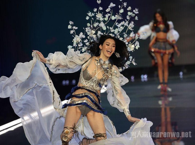 ά�ܸ߹ܹ��������� ������һˤά�ܸ߲�Ϊʲô����