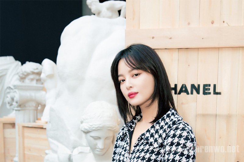 �������Ϲ���˭ �������Ǹ�������