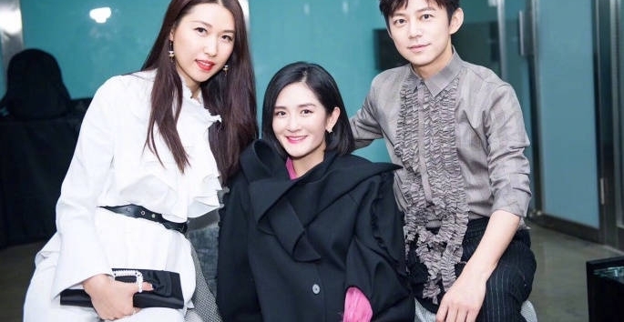 лȷװ㣬ѧǣӵȺܰű̳ɫװ