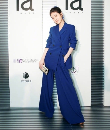 лȷװ㣬ѧǣӵȺܰű̳ɫװ