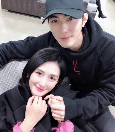 лȷװ㣬ѧǣӵȺܰű̳ɫװ