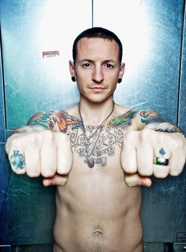 林肯公园主唱纹身的意义是什么