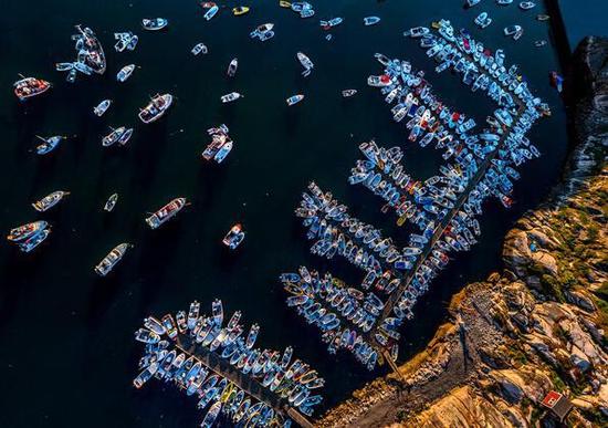 摄影爱好者脑洞大开 利用上帝之眼俯瞰风景