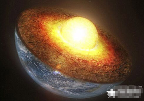 斯诺登证实外星人真实存在 美国政府密会地心人