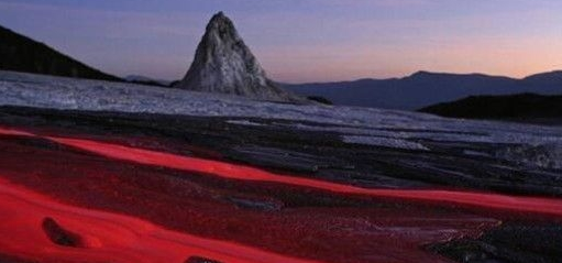火山喷发的原因 火山喷发而形成的地球奇景