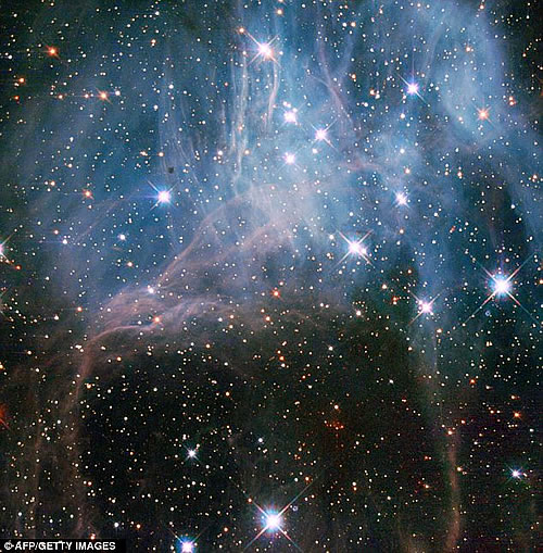宇宙“超级妈妈” 天文学家发现巨大星系 数量相当惊人