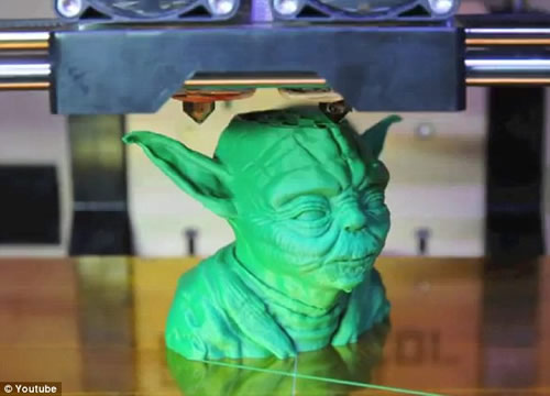 聪明的3D打印机 “尤达大师” 拥有令人吃惊的细节