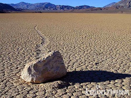 美国死亡谷神秘莫测如同地球上的火星