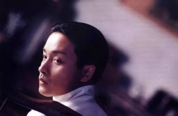 粉丝怀念张国荣 这天让无数粉丝心伤