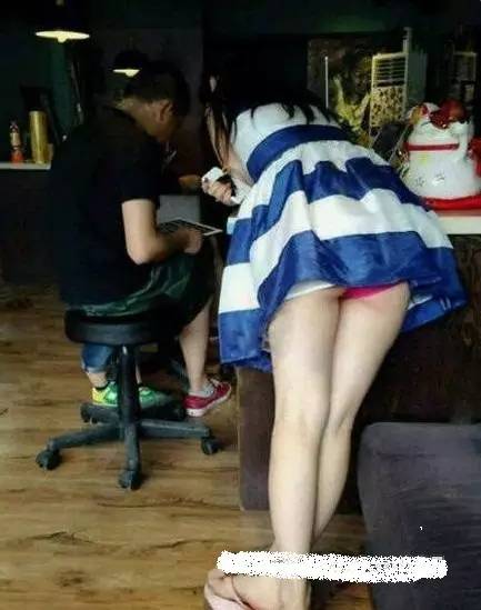 搞笑图片:新来秘书总是这样我该怎么办