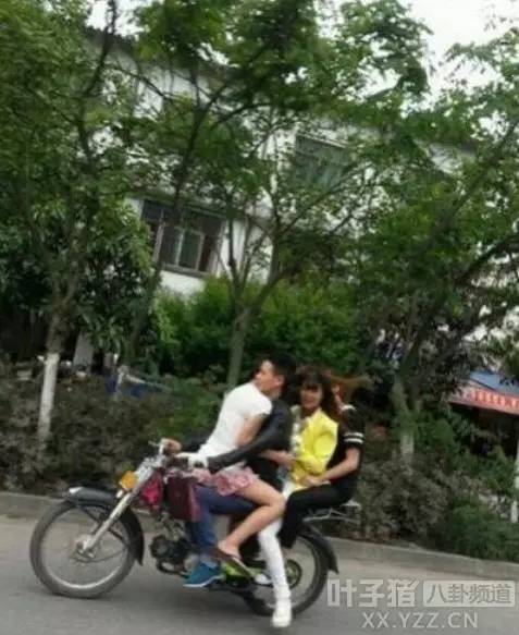 十张搞笑内涵图 小编纯洁看不出来