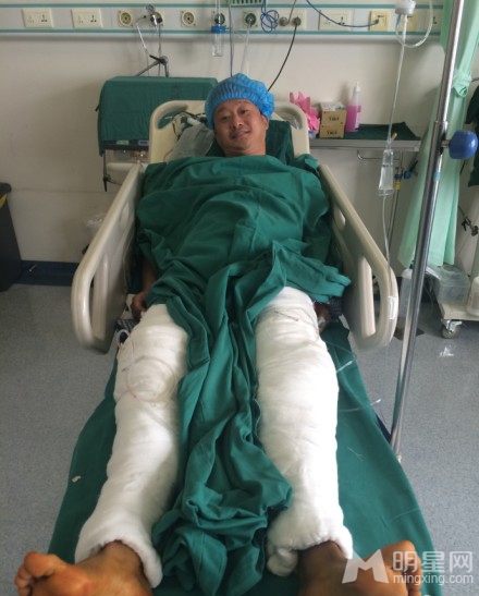 �⾩��Ϸ����סԺ �������ؿֽ������Ƭ