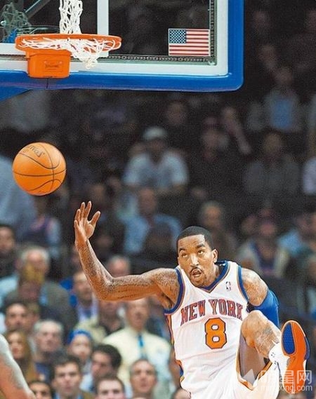 史密斯爆发力强,是纽约尼克斯队的板凳暴徒。