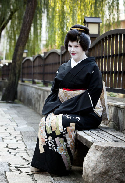 格雷厄姆成为400年来首位非日本人艺伎。(网页截图) 格雷厄姆成为400年来首位非日本人艺伎。(网页截图)