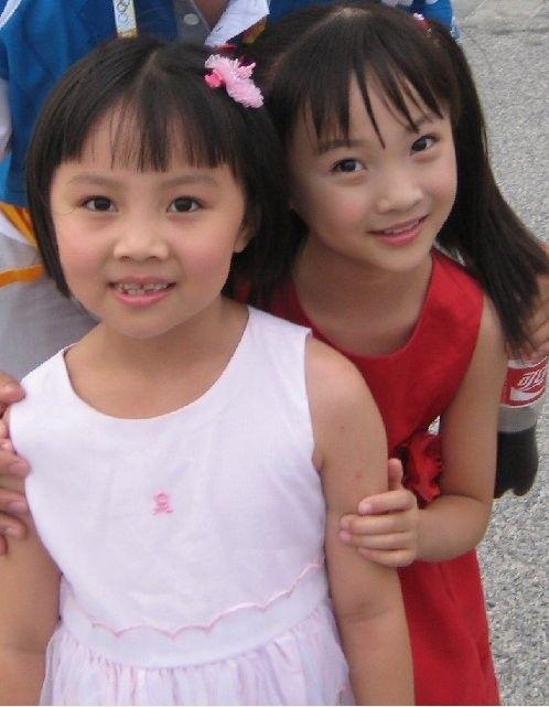 杨沛宜比林妙可漂亮照片 林妙可吸烟陪酒照 杨沛宜出车祸近照图片