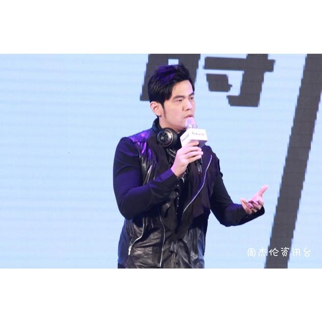 �ܽ��׳�ϯ���˿ͼ