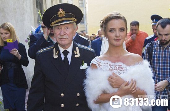 84ӭȢŮ_60