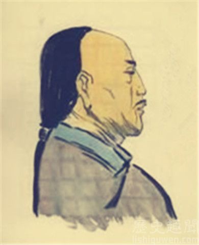 仭